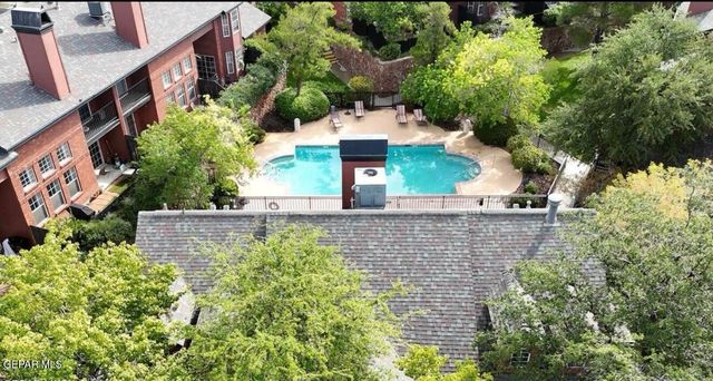 31 STRATFORD HALL Circle, El Paso, TX 79912