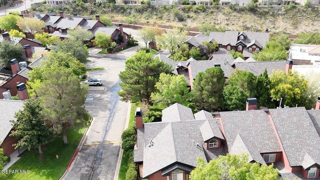 31 STRATFORD HALL Circle, El Paso, TX 79912