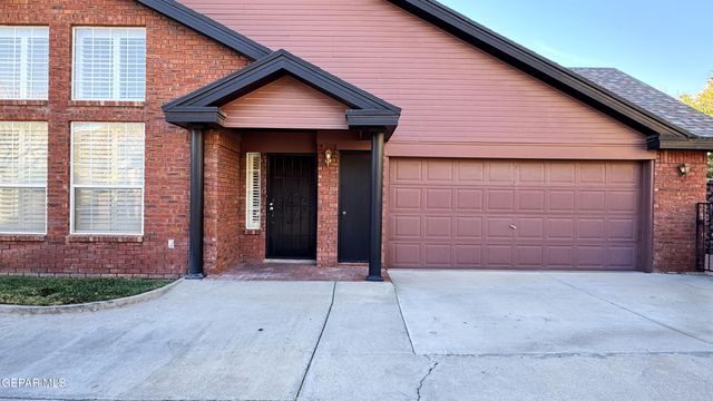 31 STRATFORD HALL Circle, El Paso, TX 79912