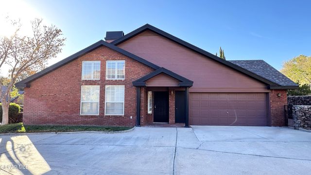 31 STRATFORD HALL Circle, El Paso, TX 79912