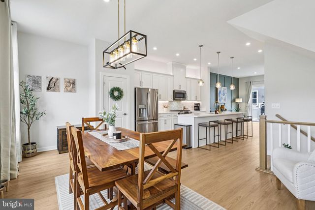 1687 ASPEN POPLAR RD, Dumfries, VA 22026