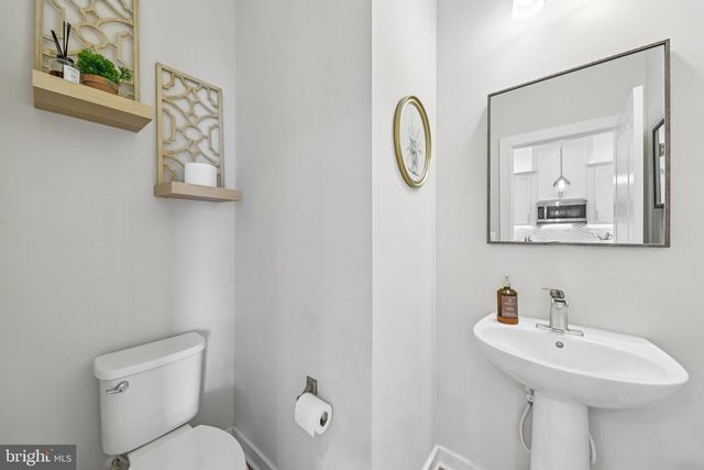 1687 ASPEN POPLAR RD, Dumfries, VA 22026