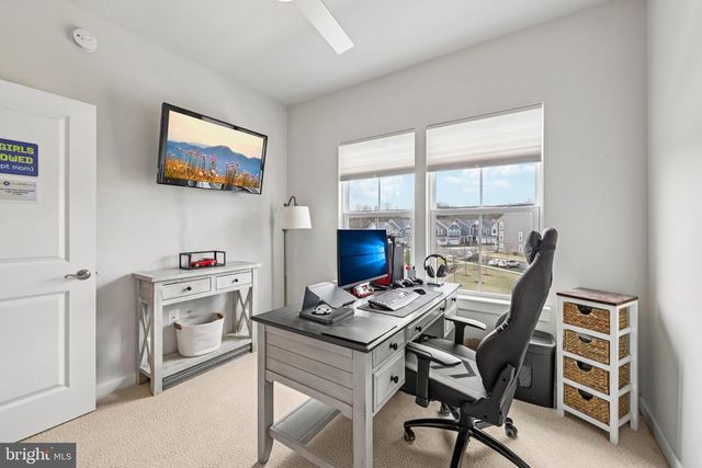 1687 ASPEN POPLAR RD, Dumfries, VA 22026