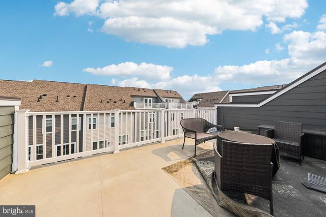 1687 ASPEN POPLAR RD, Dumfries, VA 22026