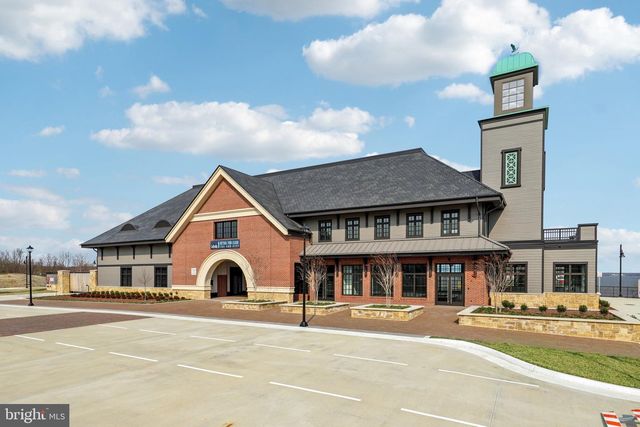 1687 ASPEN POPLAR RD, Dumfries, VA 22026