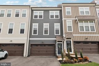 1687 ASPEN POPLAR RD, Dumfries, VA 22026