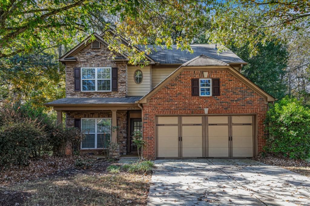 Image 1 of property listing at 4565 Evandale Way, Cumming, GA 30040