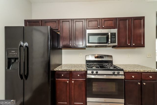 539 Hill Crest Circle, Hiram, GA 30141