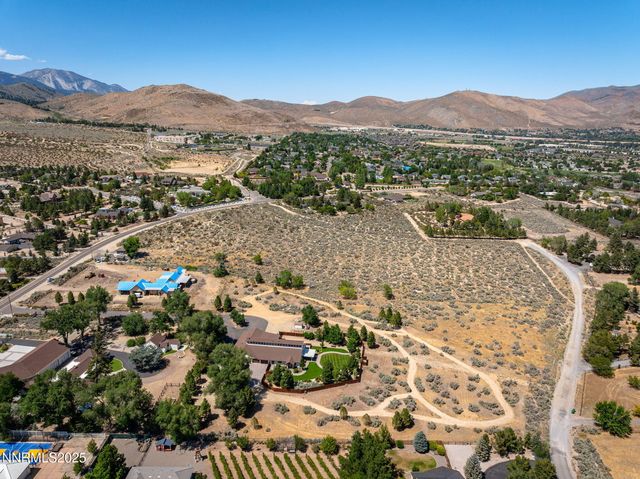 1777 N Winnie Lane, Carson City, NV 89703