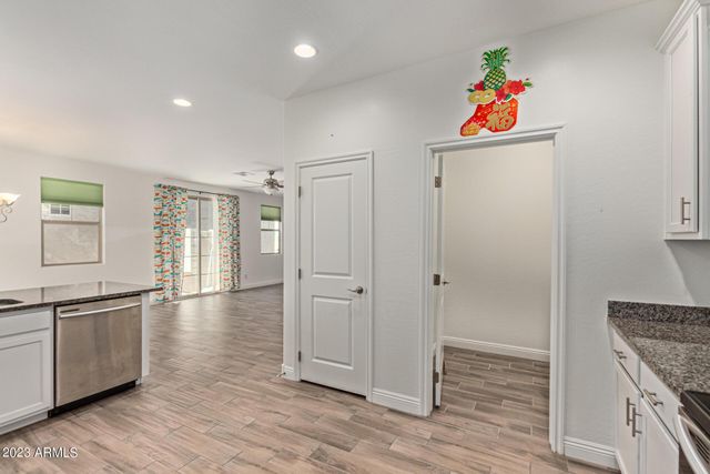 6915 E Boise Street, Mesa, AZ 85207