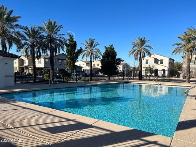 6915 E Boise Street, Mesa, AZ 85207