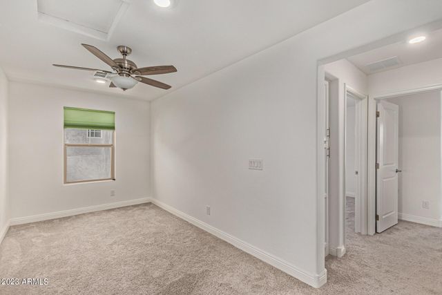 6915 E Boise Street, Mesa, AZ 85207