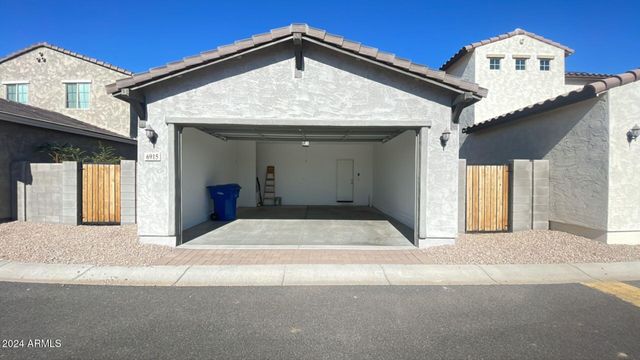 6915 E Boise Street, Mesa, AZ 85207