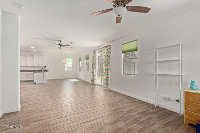 6915 E Boise Street, Mesa, AZ 85207