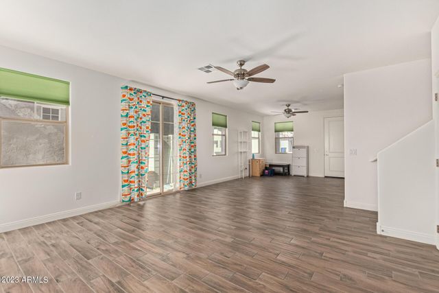 6915 E Boise Street, Mesa, AZ 85207