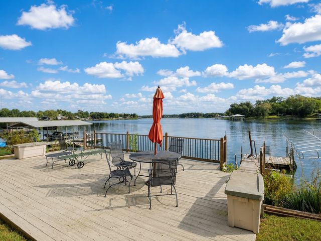 3198 Indian Point Drive, Ellston, IA 50074