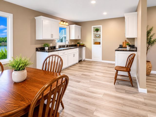 3198 Indian Point Drive, Ellston, IA 50074
