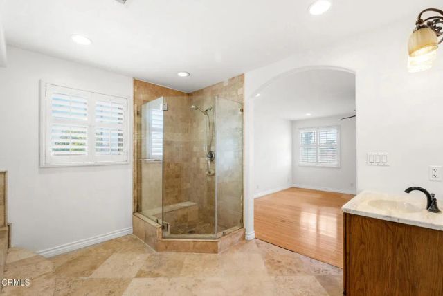 2546 Commerce Way, Commerce, CA 90040