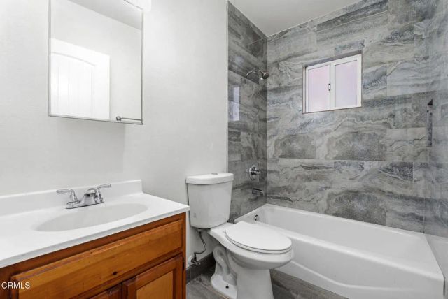 2546 Commerce Way, Commerce, CA 90040