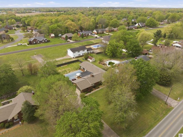 1312 Doran, Murray, KY 42071