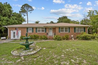 635 N College Road, Wilmington, NC 28405