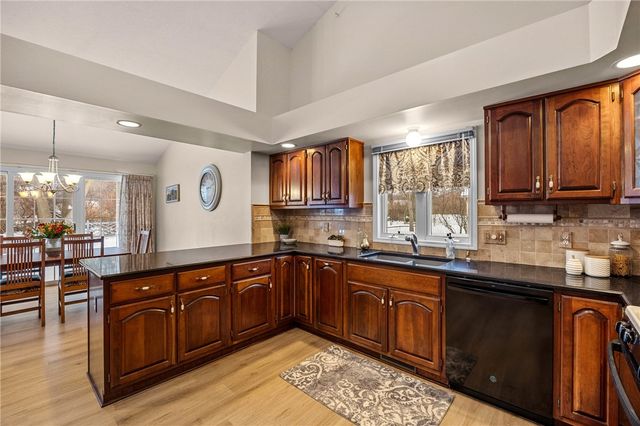 244 Sunny Mill Lane, Greece, NY 14626