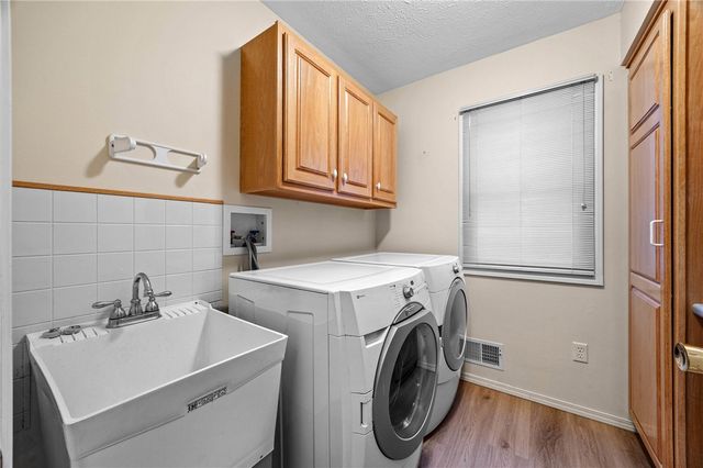 244 Sunny Mill Lane, Greece, NY 14626