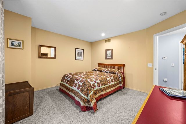 244 Sunny Mill Lane, Greece, NY 14626