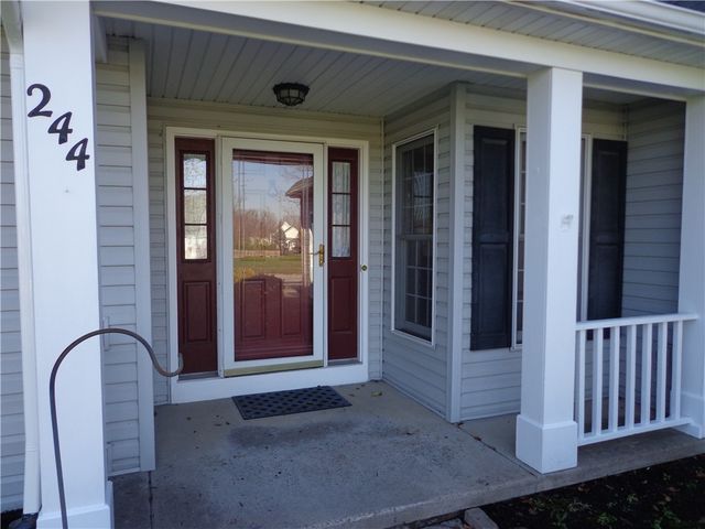 244 Sunny Mill Lane, Greece, NY 14626