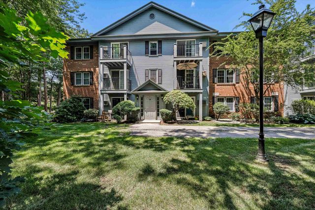 14 Northbrook Dr Unit 1404, Manchester, NH 03102
