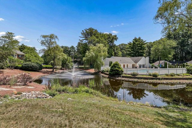 14 Northbrook Dr Unit 1404, Manchester, NH 03102