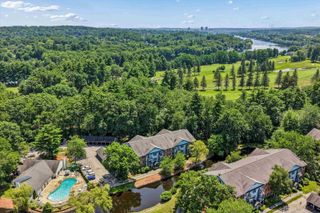 14 Northbrook Dr Unit 1404, Manchester, NH 03102