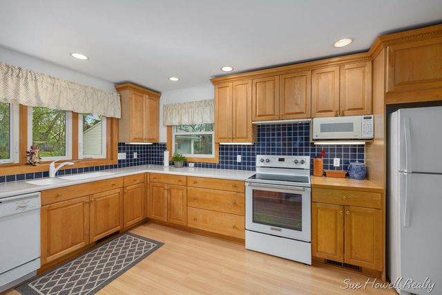 2102 Ontonagon Avenue SE, Grand Rapids, MI 49506