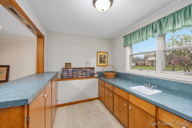 2102 Ontonagon Avenue SE, Grand Rapids, MI 49506