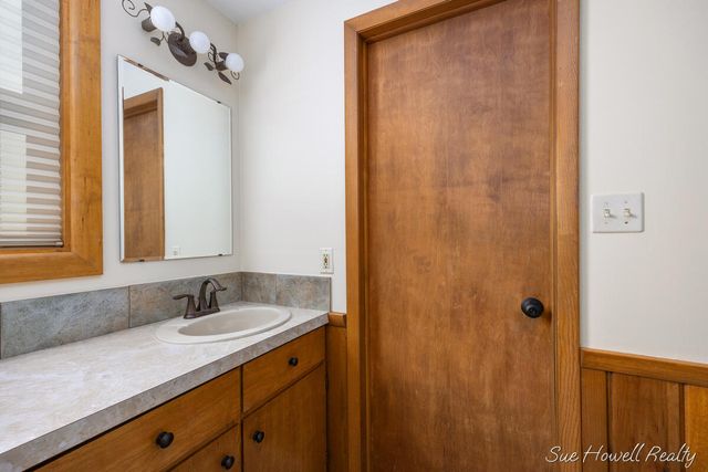 2102 Ontonagon Avenue SE, Grand Rapids, MI 49506