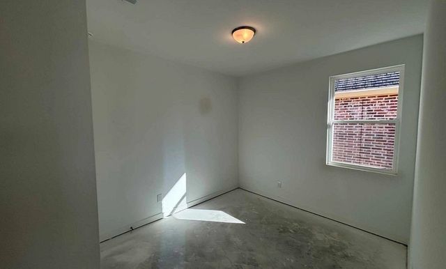 673 Tyronza Drive, Justin, TX 76247