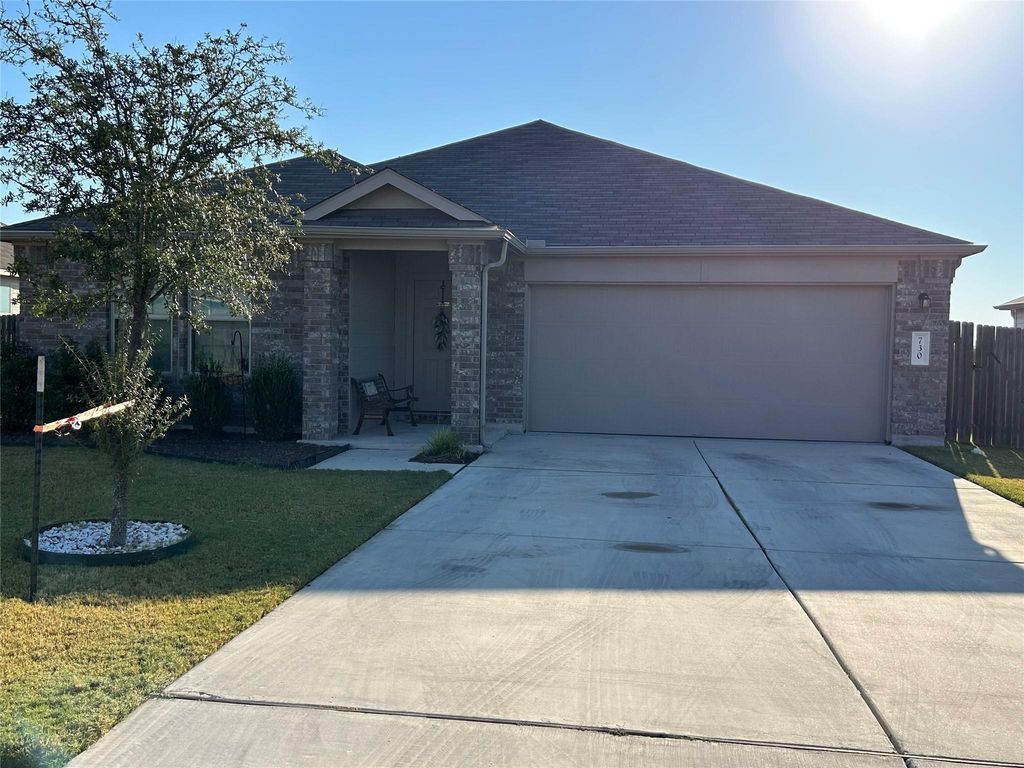 730 Carol DR, Hutto, TX 78634