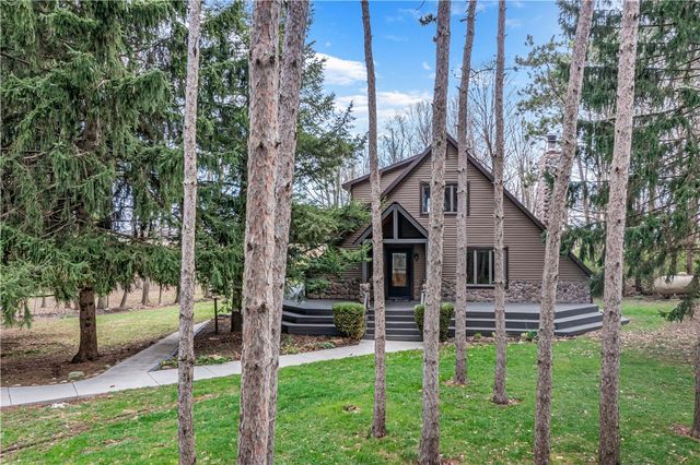 1518 Childrens Home Road, Urbana, OH 43078