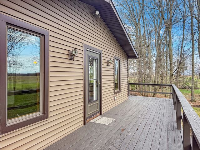 1518 Childrens Home Road, Urbana, OH 43078