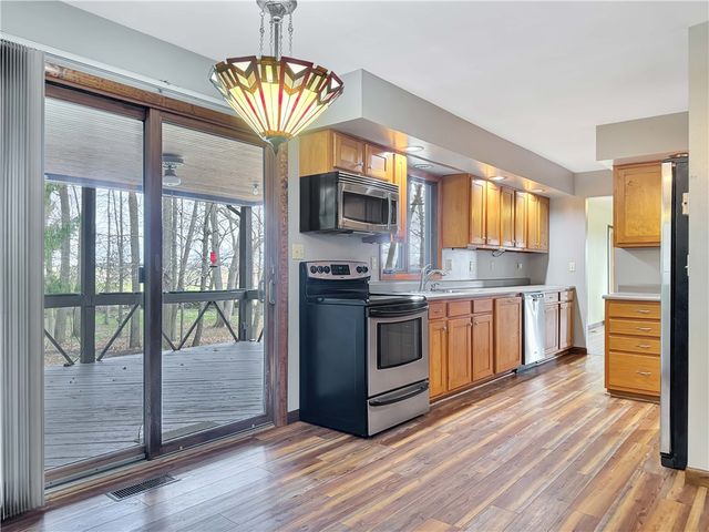 1518 Childrens Home Road, Urbana, OH 43078