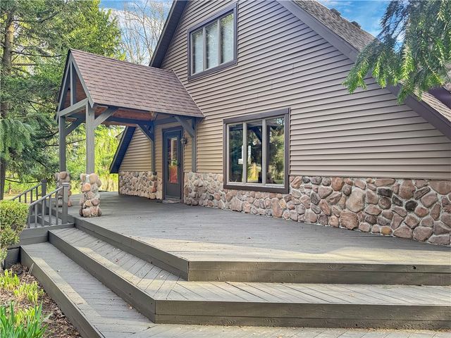 1518 Childrens Home Road, Urbana, OH 43078