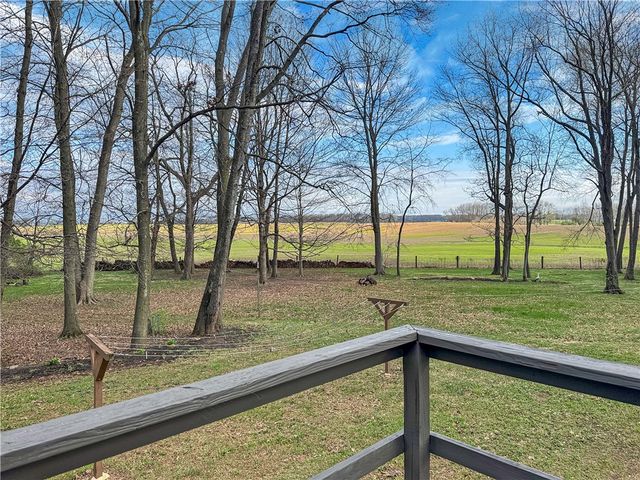 1518 Childrens Home Road, Urbana, OH 43078