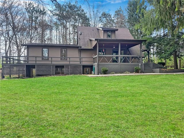 1518 Childrens Home Road, Urbana, OH 43078