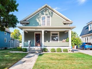 815 Midway Drive, Auburn, IN 46706