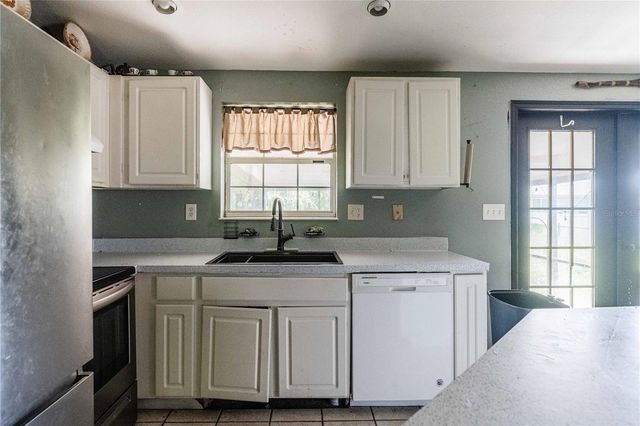 276 TAYLOR STREET, Lake Wales, FL 33859