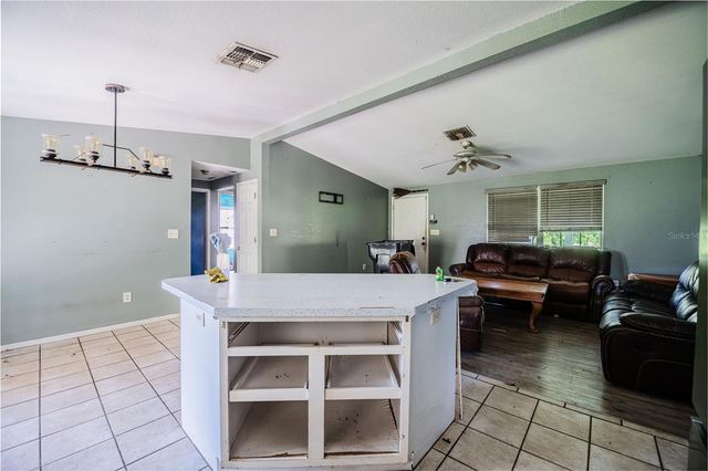 276 TAYLOR STREET, Lake Wales, FL 33859