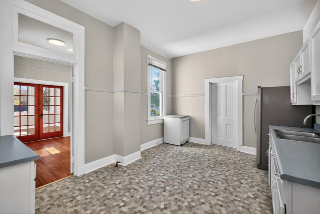 217 S Highland Street, Winchester, KY 40391