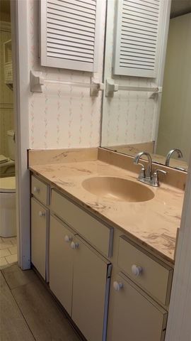 4119 61ST AVE TER W 107, Bradenton, FL 34210