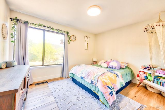 6282 Melita Rd, Santa Rosa, CA 95409