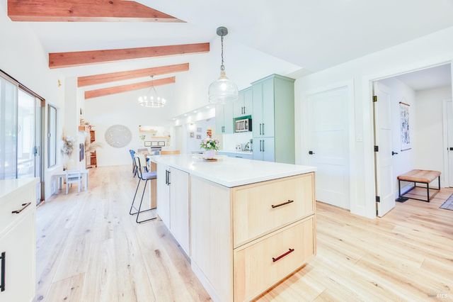 6282 Melita Rd, Santa Rosa, CA 95409